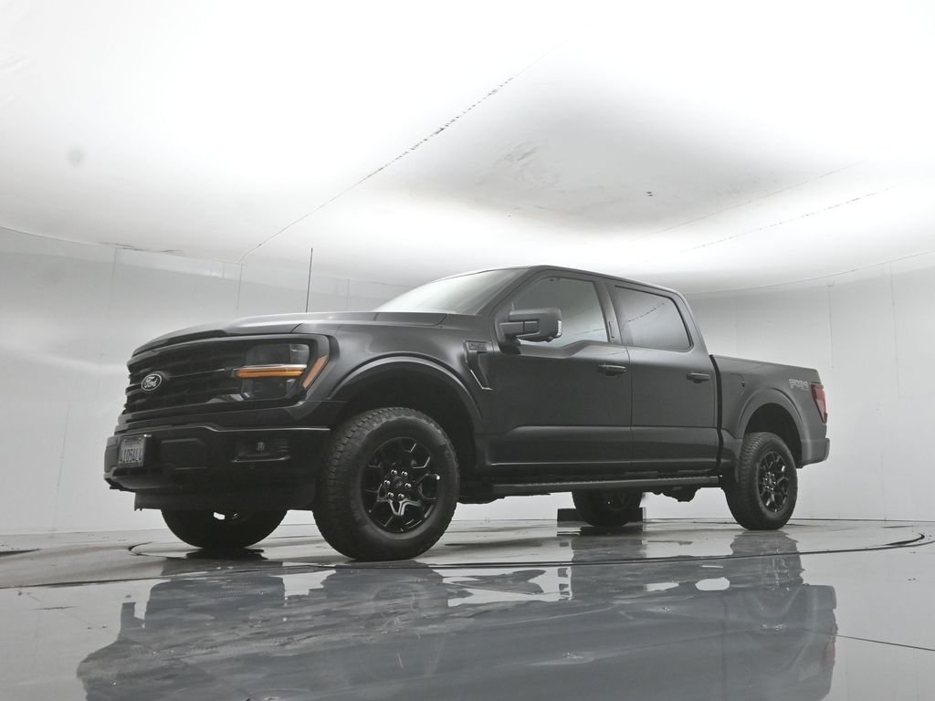 New 2026 Agate Black Metallic Ford XLT image 45