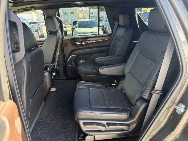 Used 2021  GMC Denali image 26