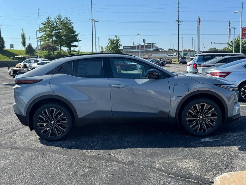 New 2026 Cement Toyota  XSE image 2