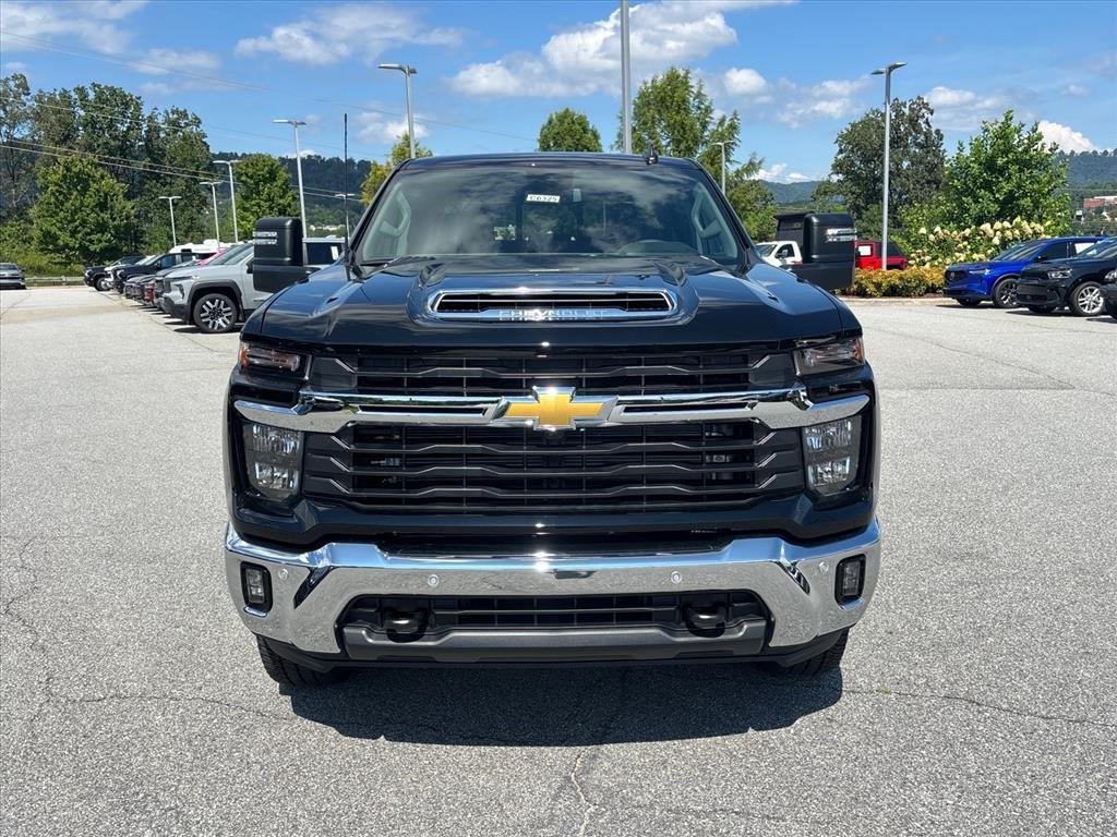 New 2026 Black Chevrolet LT image 8