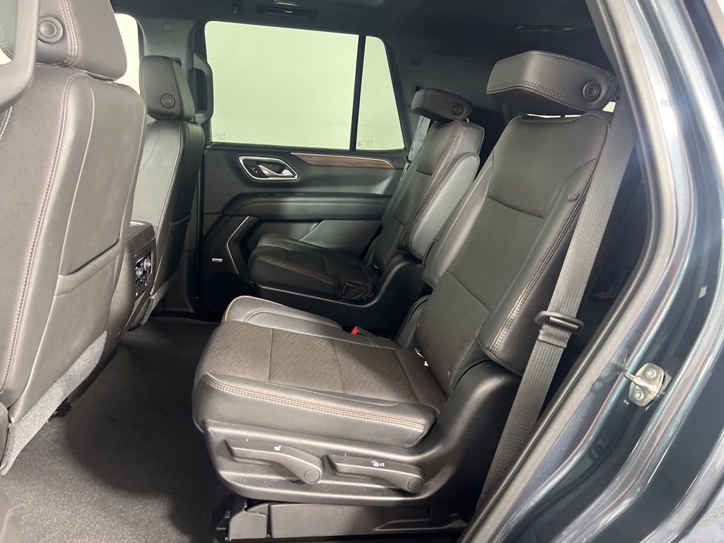 Used 2021 Shadow Gray Metallic Chevrolet High Country image 6