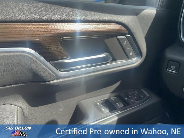 Used 2024 Summit White Chevrolet LT image 13