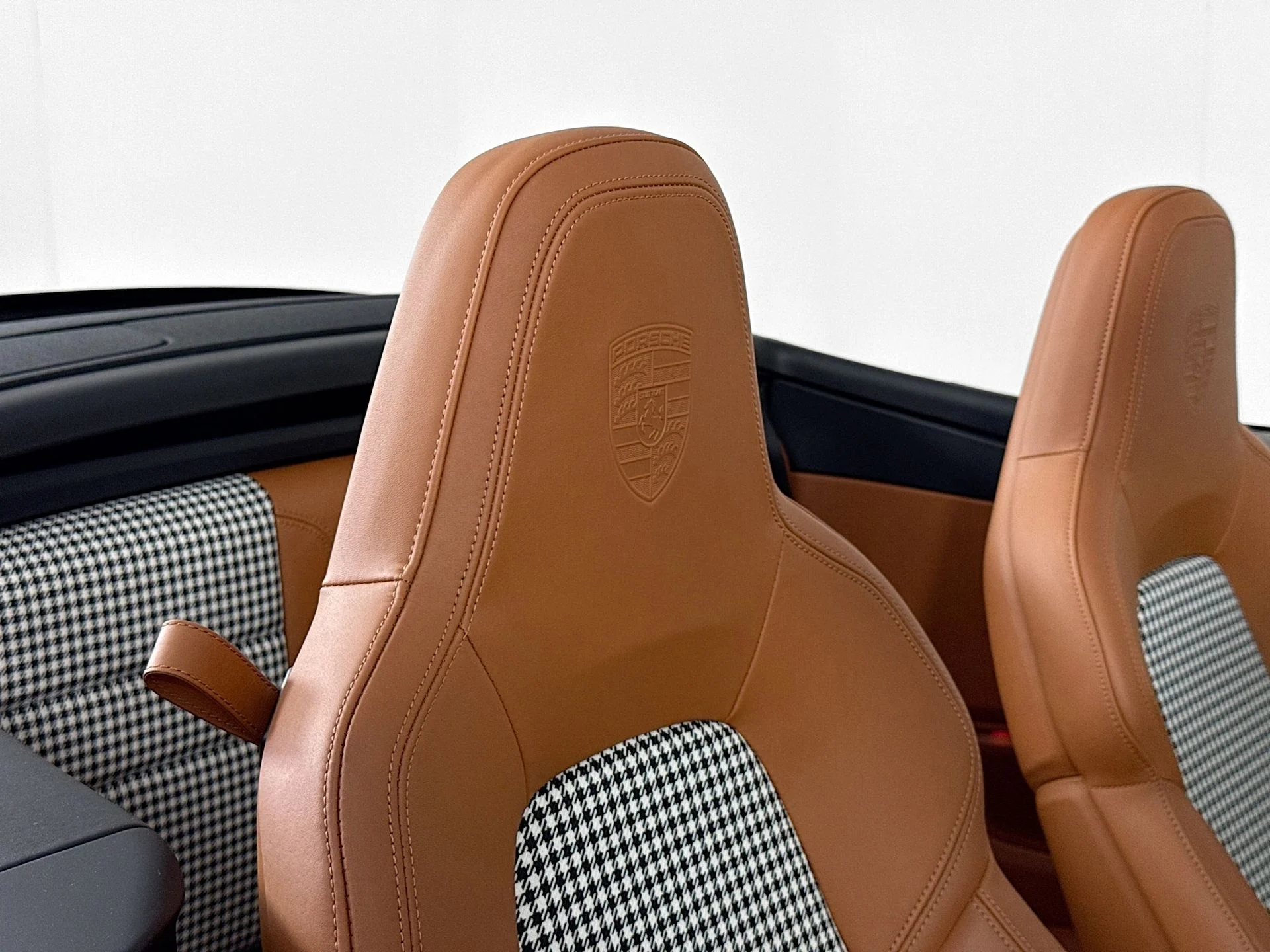 2024 Porsche 911 Turbo S - Photo 25