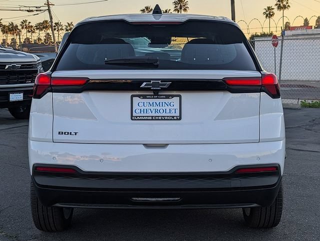 2027 Chevrolet Bolt LT - Photo 9