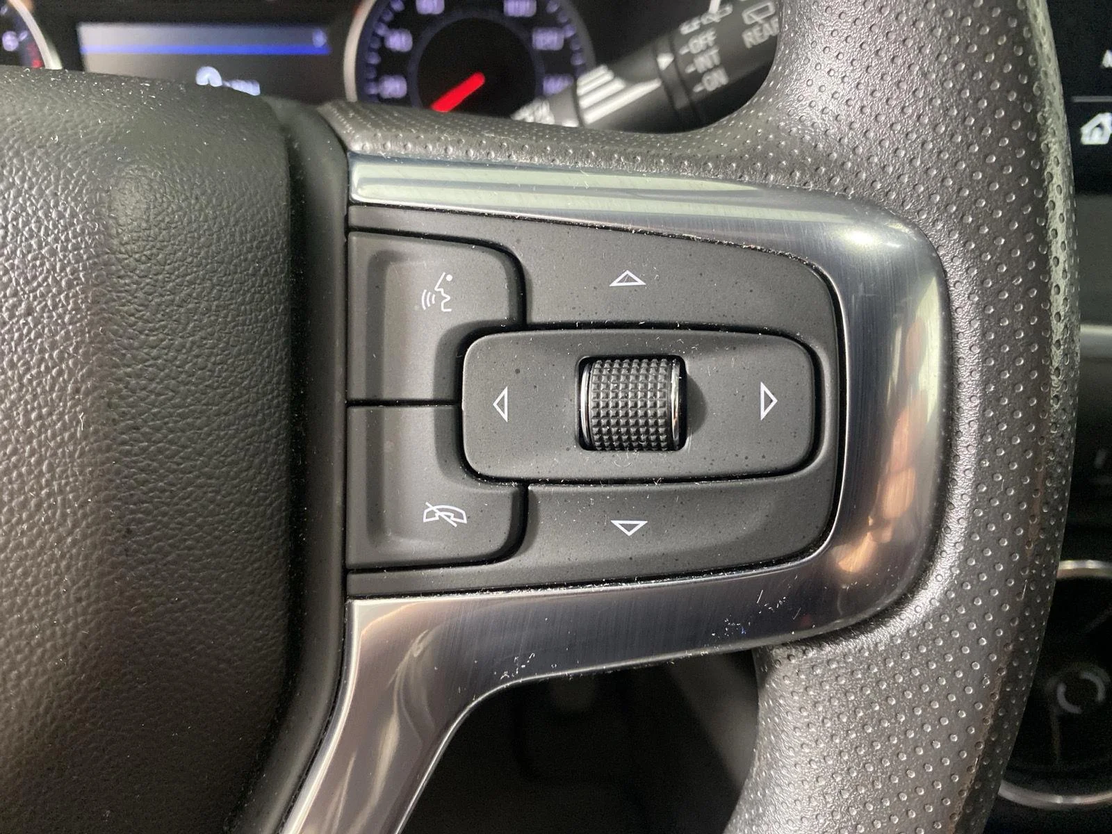 Used 2023 Black Chevrolet LT image 15