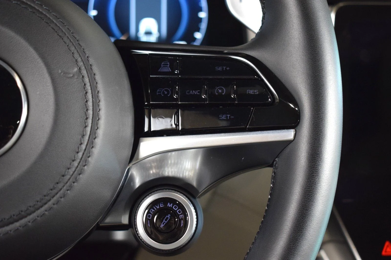 Certified Used 2023 Blue Maserati  image 30