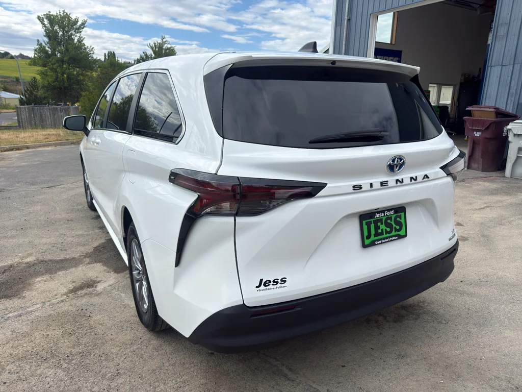 Used 2024 Ice Toyota LE image 12