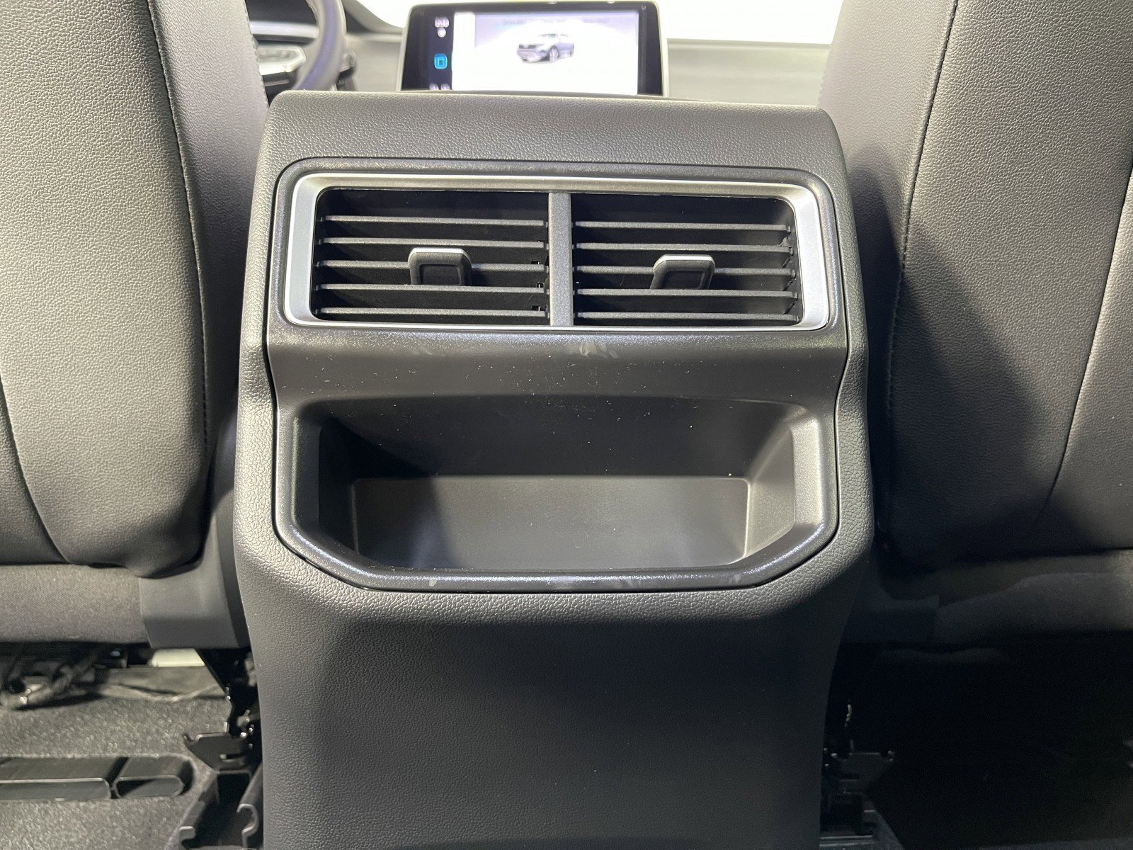 New 2026 Opal White Pearl Volkswagen 2.0T SE image 34