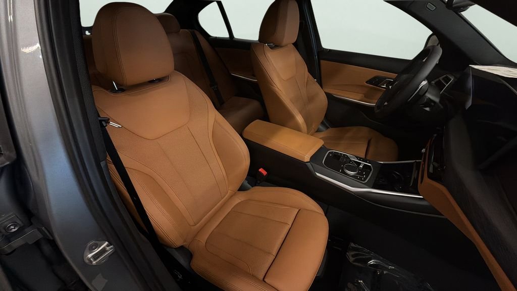 Used 2025 Gray BMW 330i xDrive image 9
