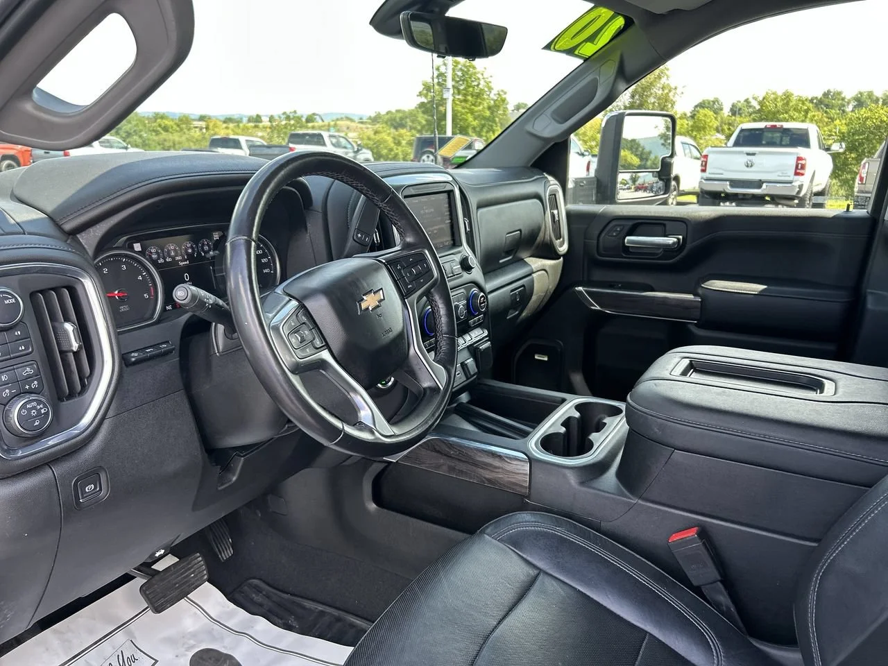 Used 2020 Black Chevrolet LTZ image 25