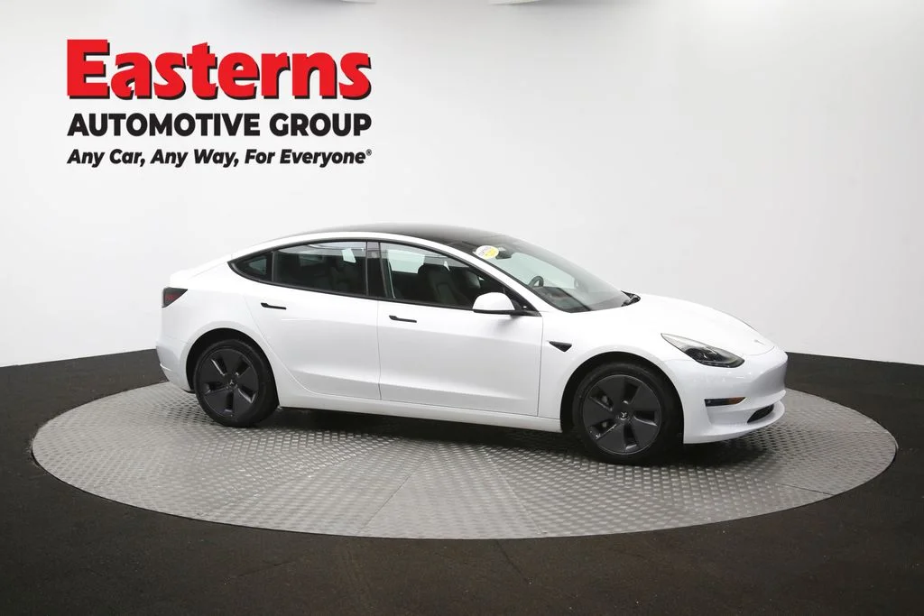 Used 2023 White Tesla Base image 42