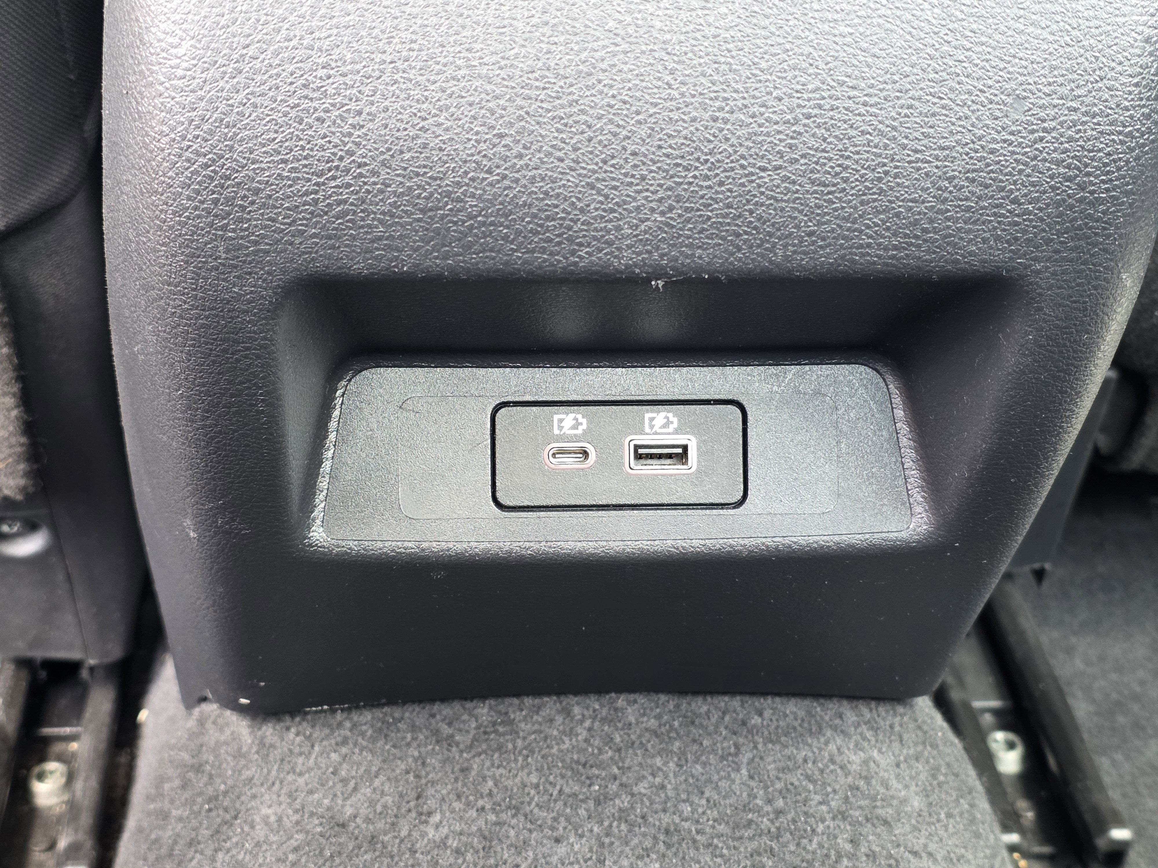 Used 2023 Garnet Pearl Metallic Nissan 2.5 SV image 17