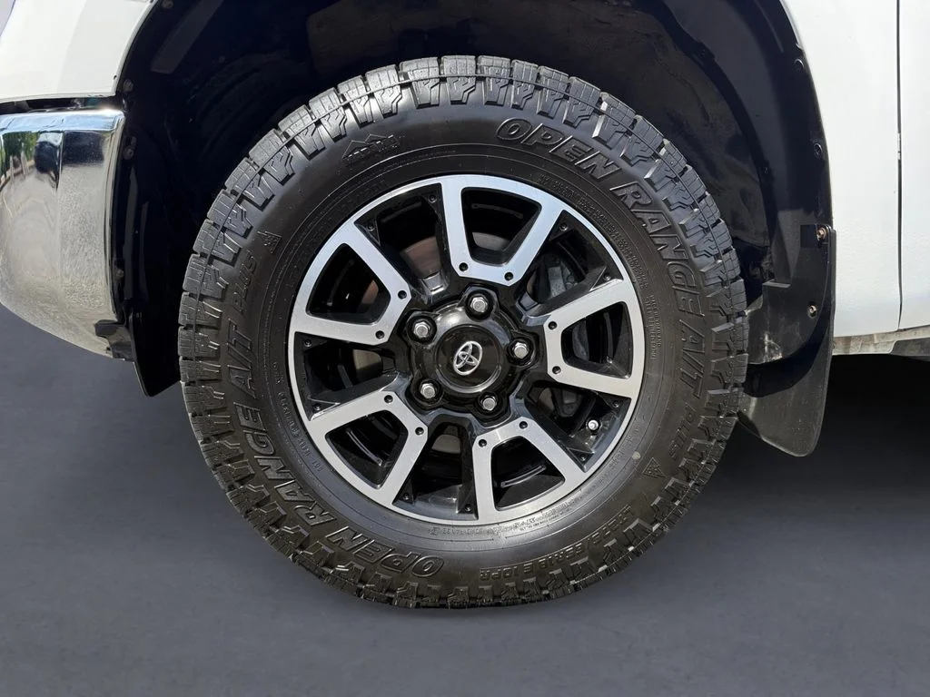 Used 2021 White Toyota SR5 image 10