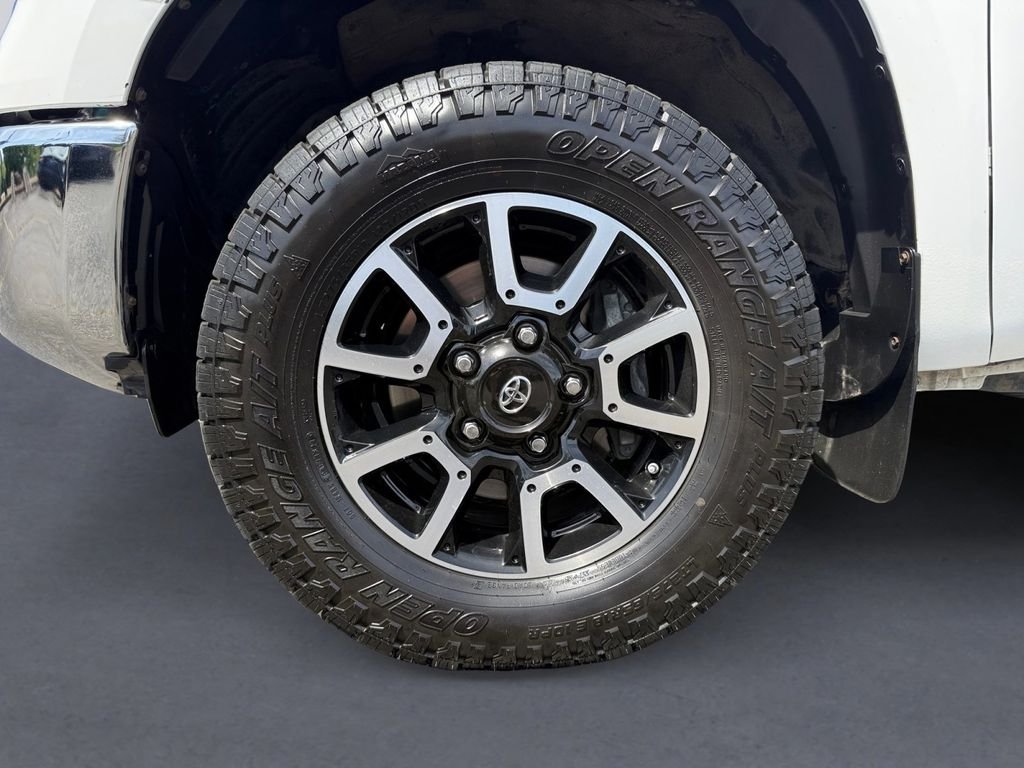 Used 2021 White Toyota SR5 image 10