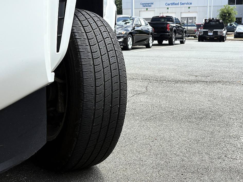 Used 2024 Ice Toyota SR5 image 25