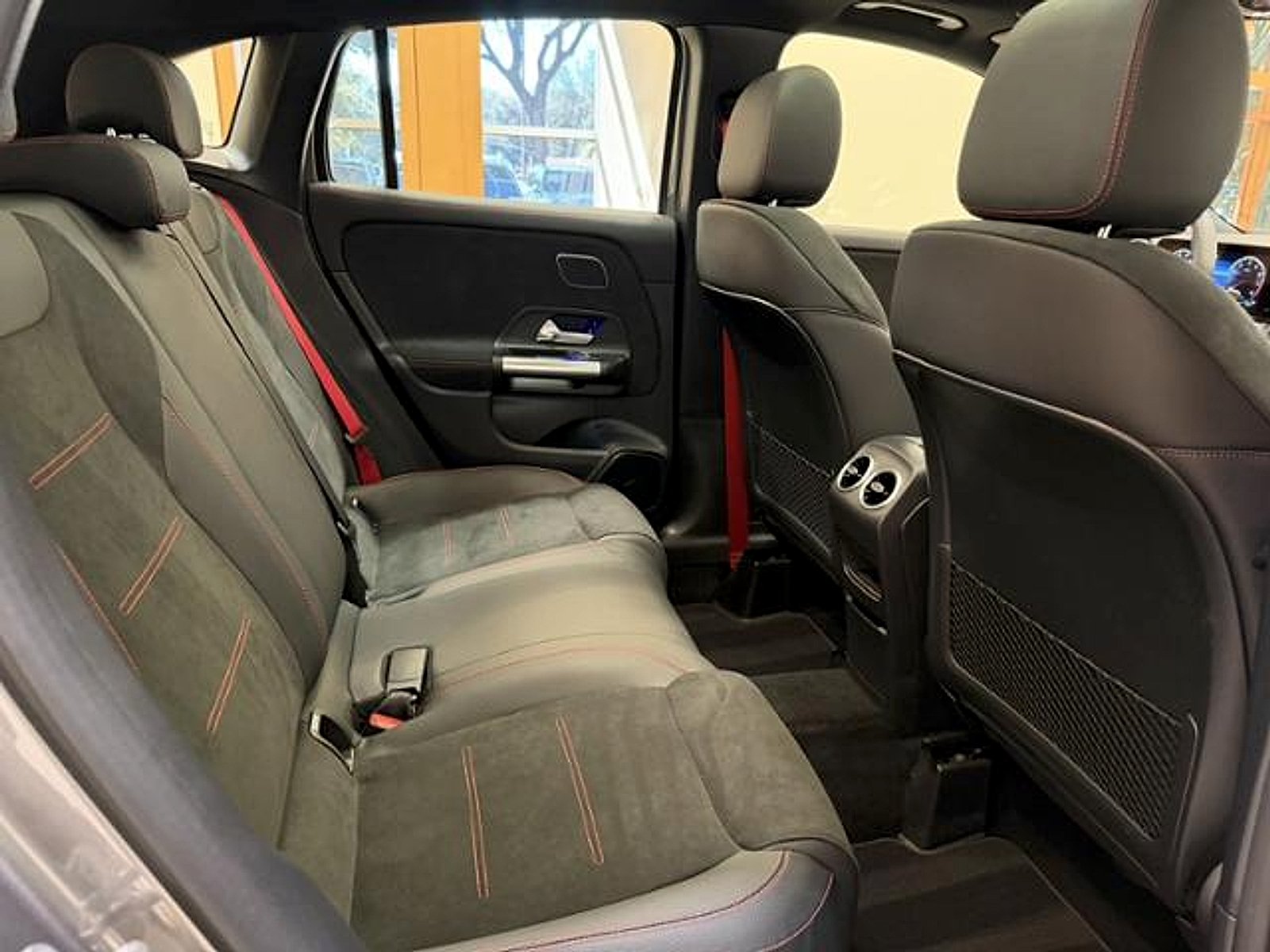 Certified Used 2026 Mountain Grey Metallic Mercedes-Benz 4MATIC® image 25