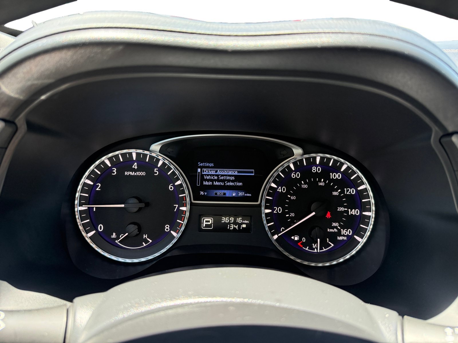 Used 2018 Gun Metallic INFINITI Base image 11