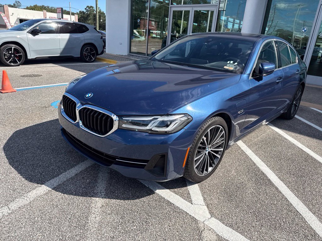 Used 2023 Blue BMW 530e iPerformance image 13