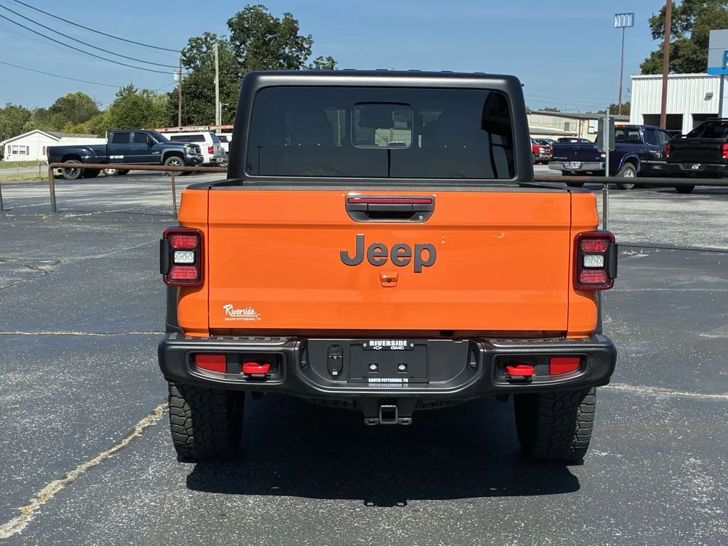 Used 2025 Orange Jeep Rubicon image 8