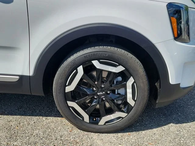 2025 Kia Telluride S - Photo 7