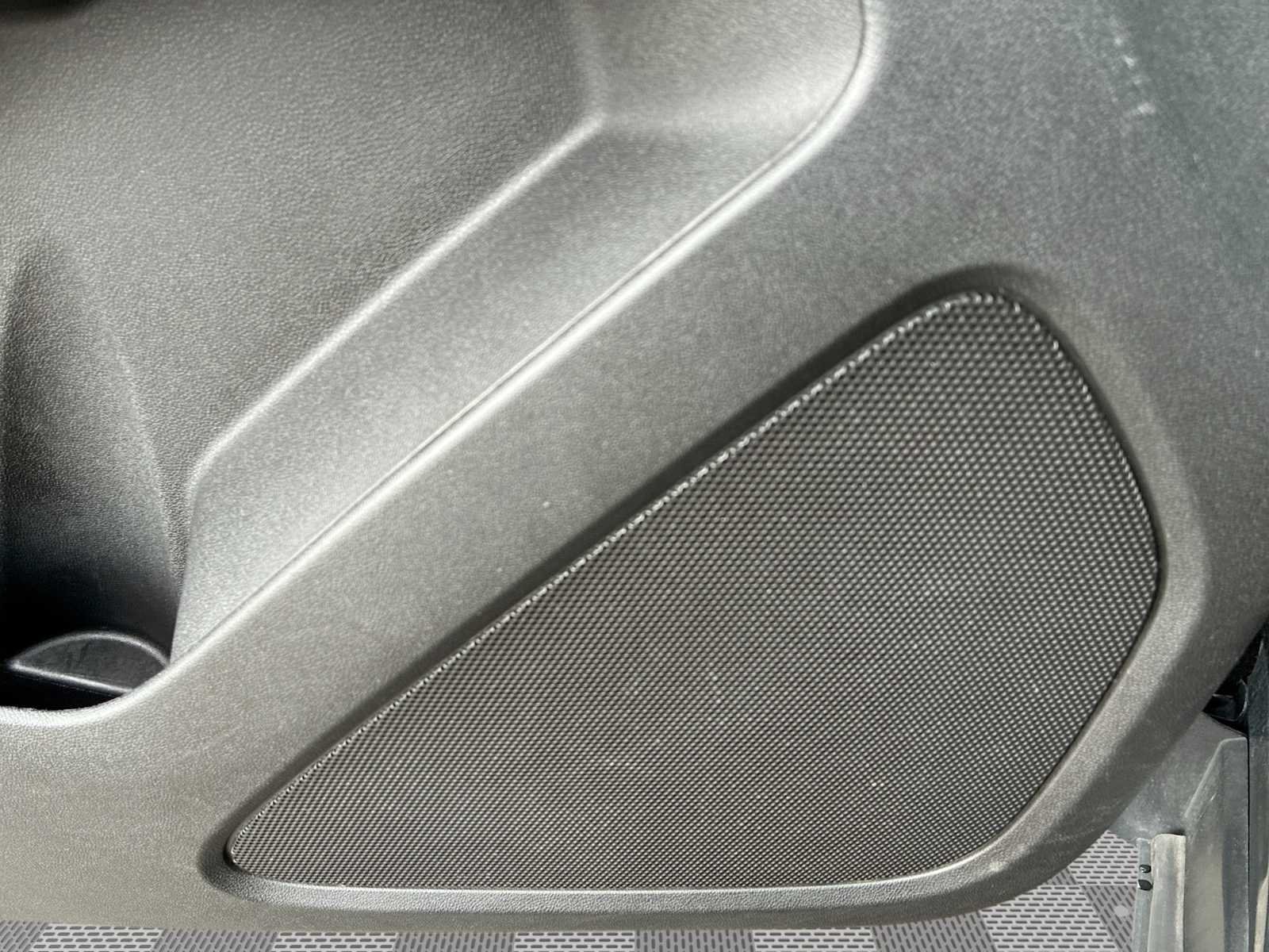 2021 Chevrolet Equinox LT - Photo 23