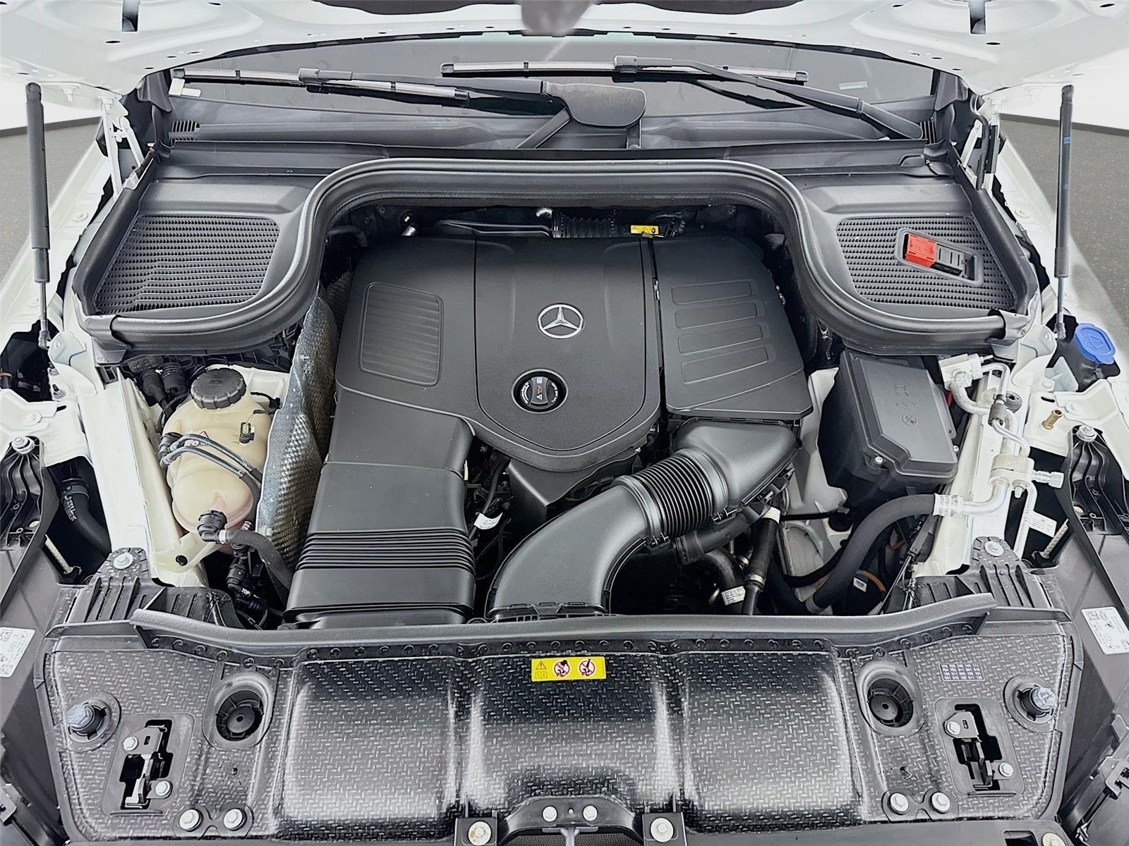 Used 2024 White Mercedes-Benz GLE 350 image 31