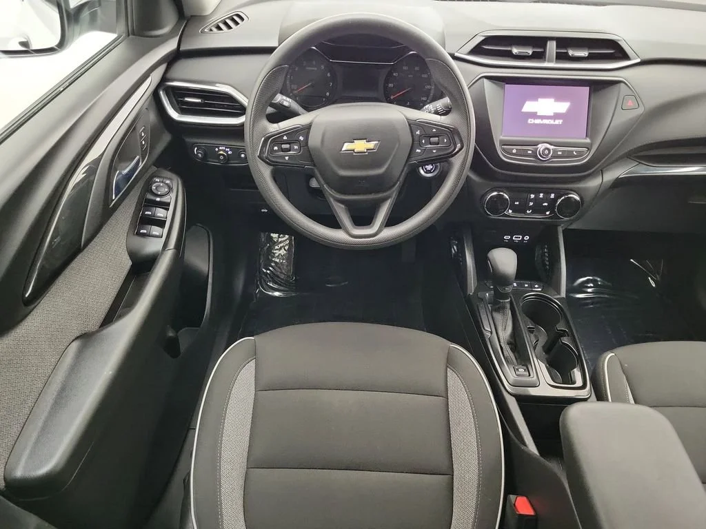 2023 Chevrolet TrailBlazer LT - Photo 10