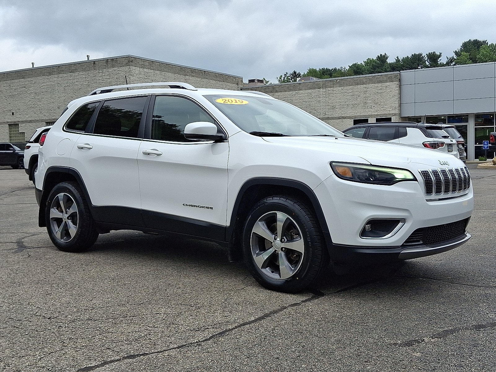 2019 Jeep Cherokee