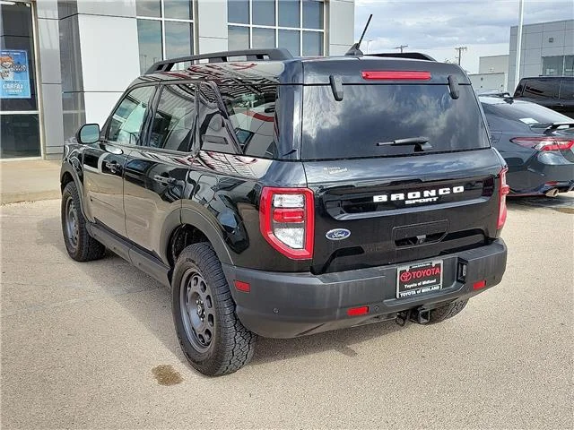 Used 2023 Shadow Black Ford Badlands 4x4 image 3