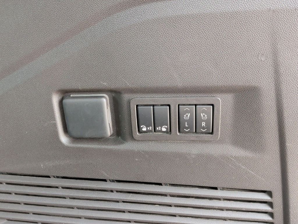 Used 2022 Gray Chevrolet LT image 46