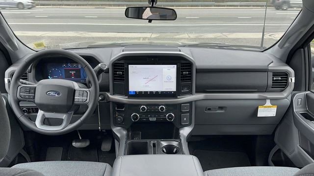 New 2026 Agate Black Metallic Ford XLT image 33