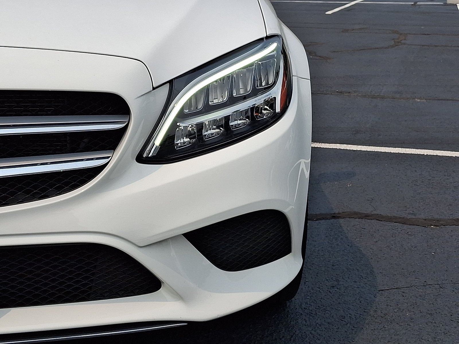 Certified Used 2021 Polar White - 149 Mercedes-Benz 4MATIC® Sedan image 9