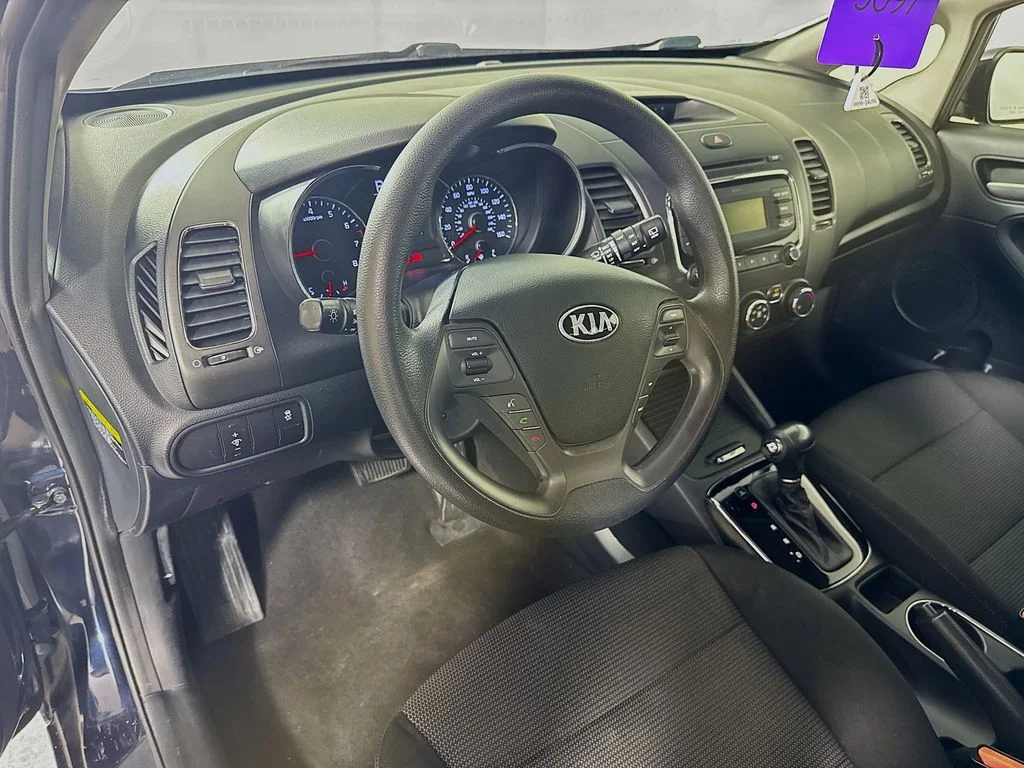 Used 2017 Blue Kia LX image 9