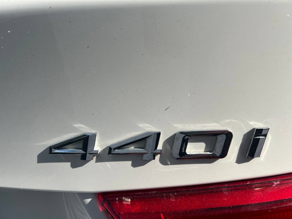Used 2019 Alpine White BMW 440i image 4