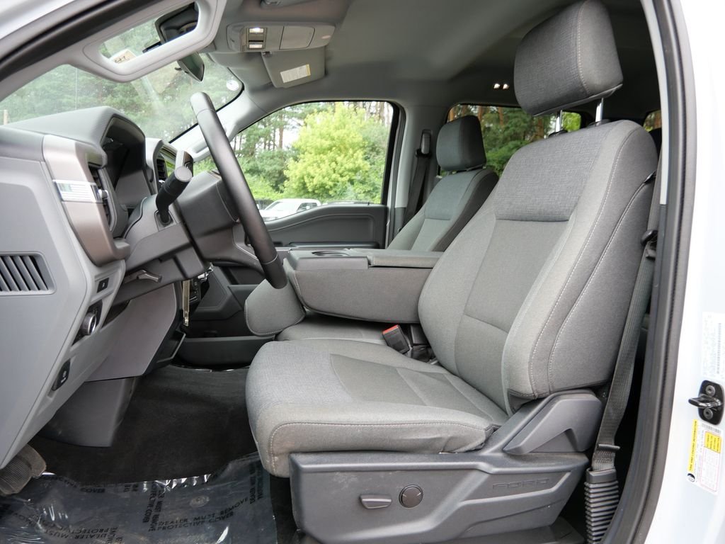 Certified Used 2025 White Ford XLT image 17