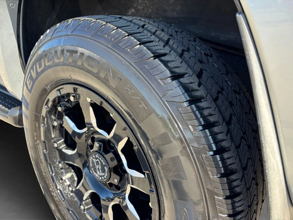 Used 2008 Silver Toyota SR5 image 55