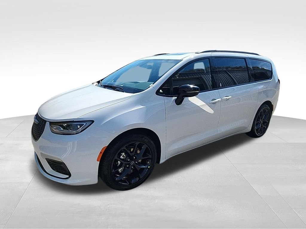 2026 Chrysler Pacifica Limited - Photo 6