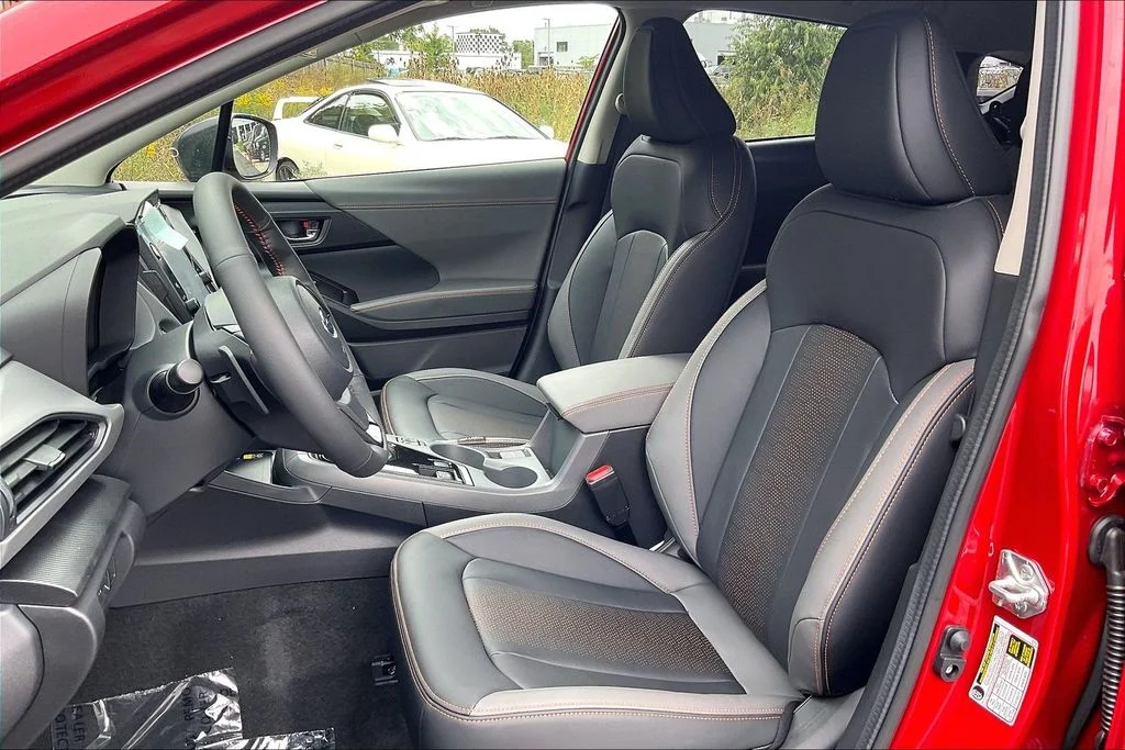 New 2026 LITHIUM RED PEARL Subaru Limited image 9