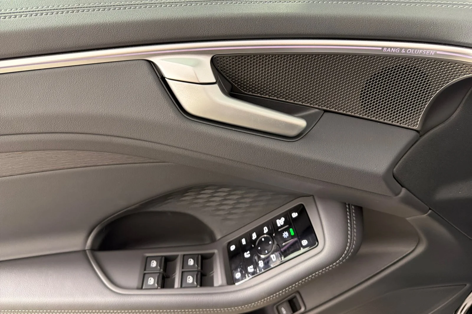 2026 Audi A6 Premium Plus - Photo 10
