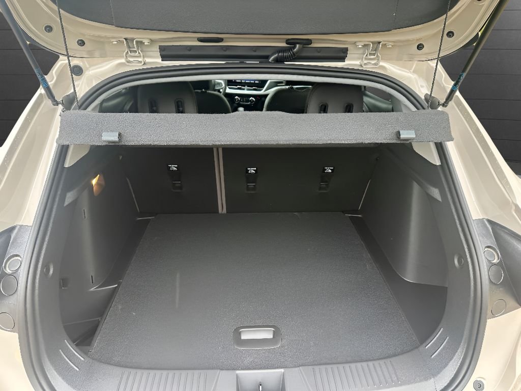 2026 Chevrolet Trax Activ - Photo 11