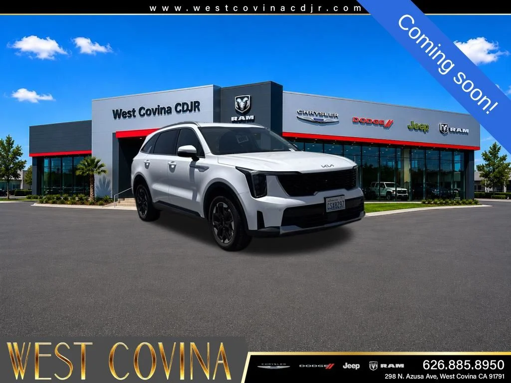 Used 2024 White Kia S image 1