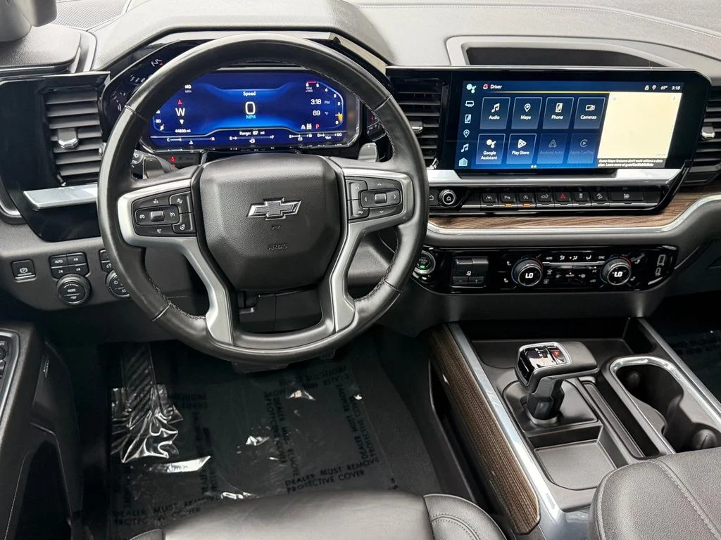 Used 2024 White Chevrolet LT Trail Boss image 15