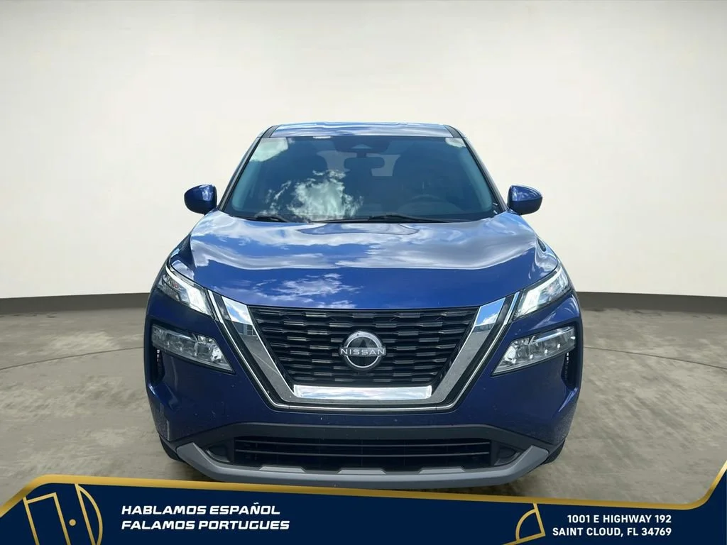 Used 2023 Blue Nissan SV FWD image 9