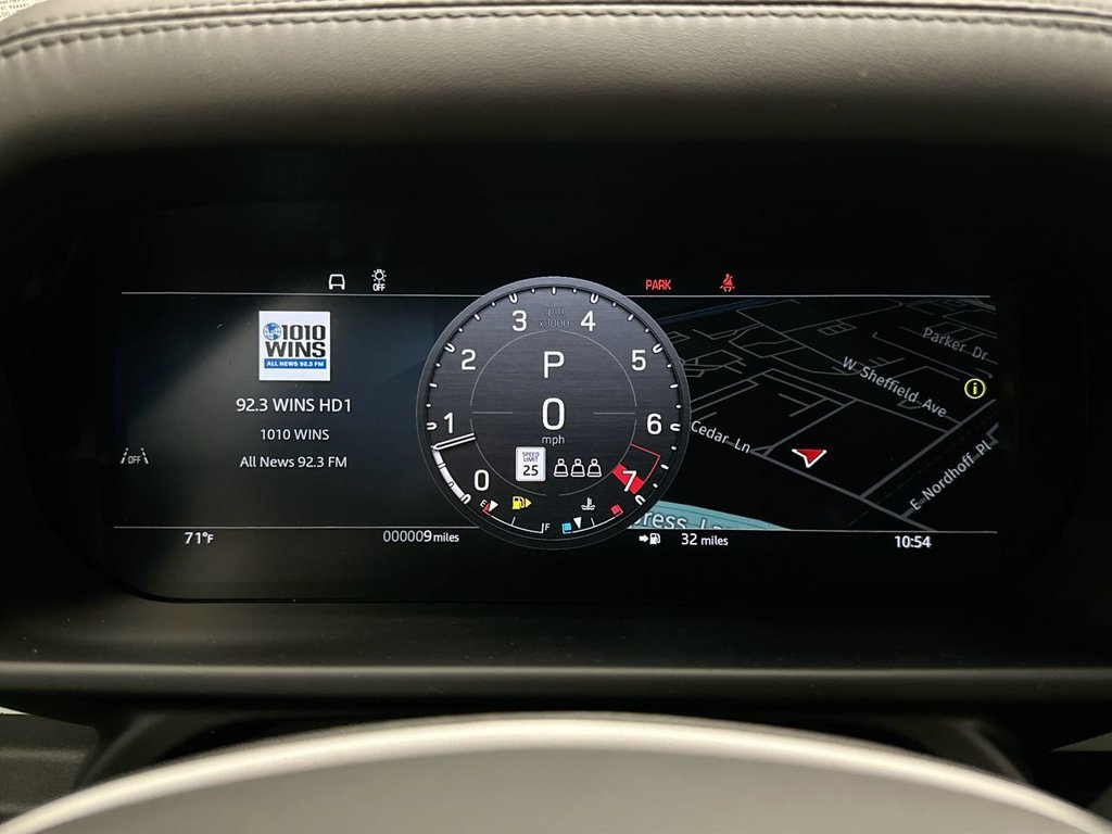 New 2026 Borasco Grey Land Rover X-Dynamic SE image 16