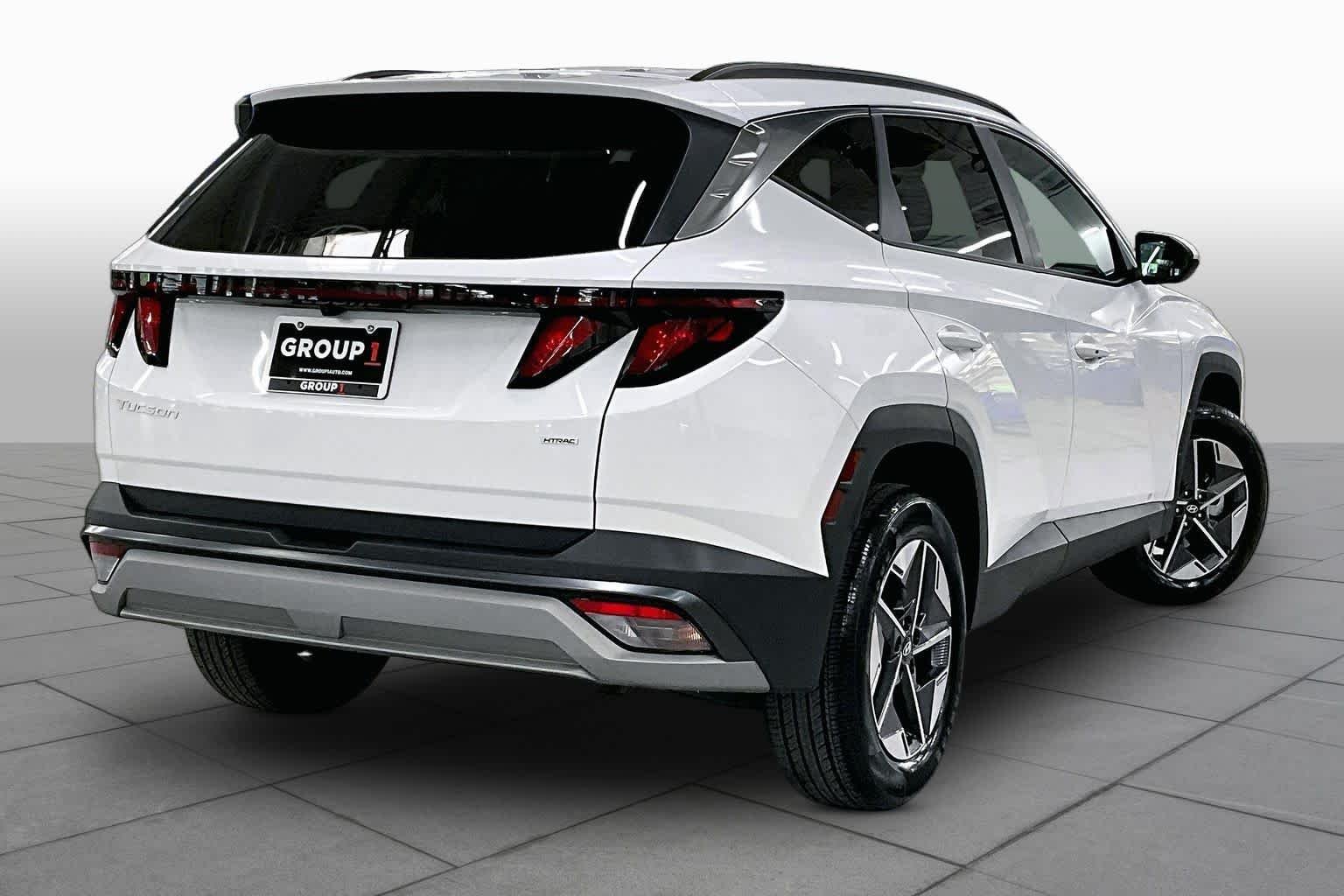 Used 2026 Serenity White Pearl Hyundai SEL image 13