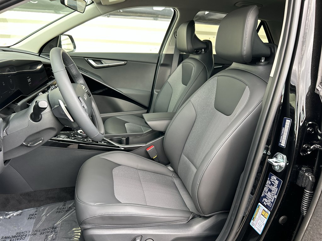 New 2026 Aurora Black Pearl Kia WIND image 11
