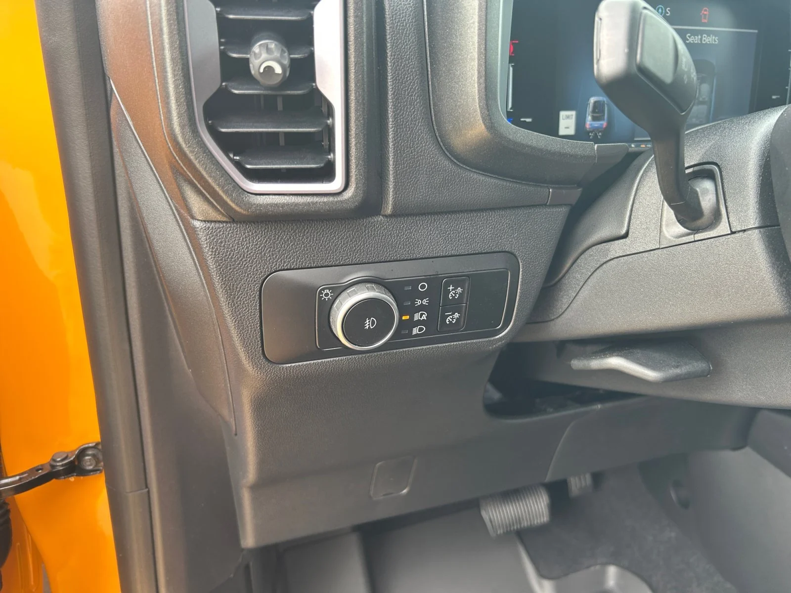 New 2026 Orange Fury Metallic Tri-Coat Ford Outer Banks image 14