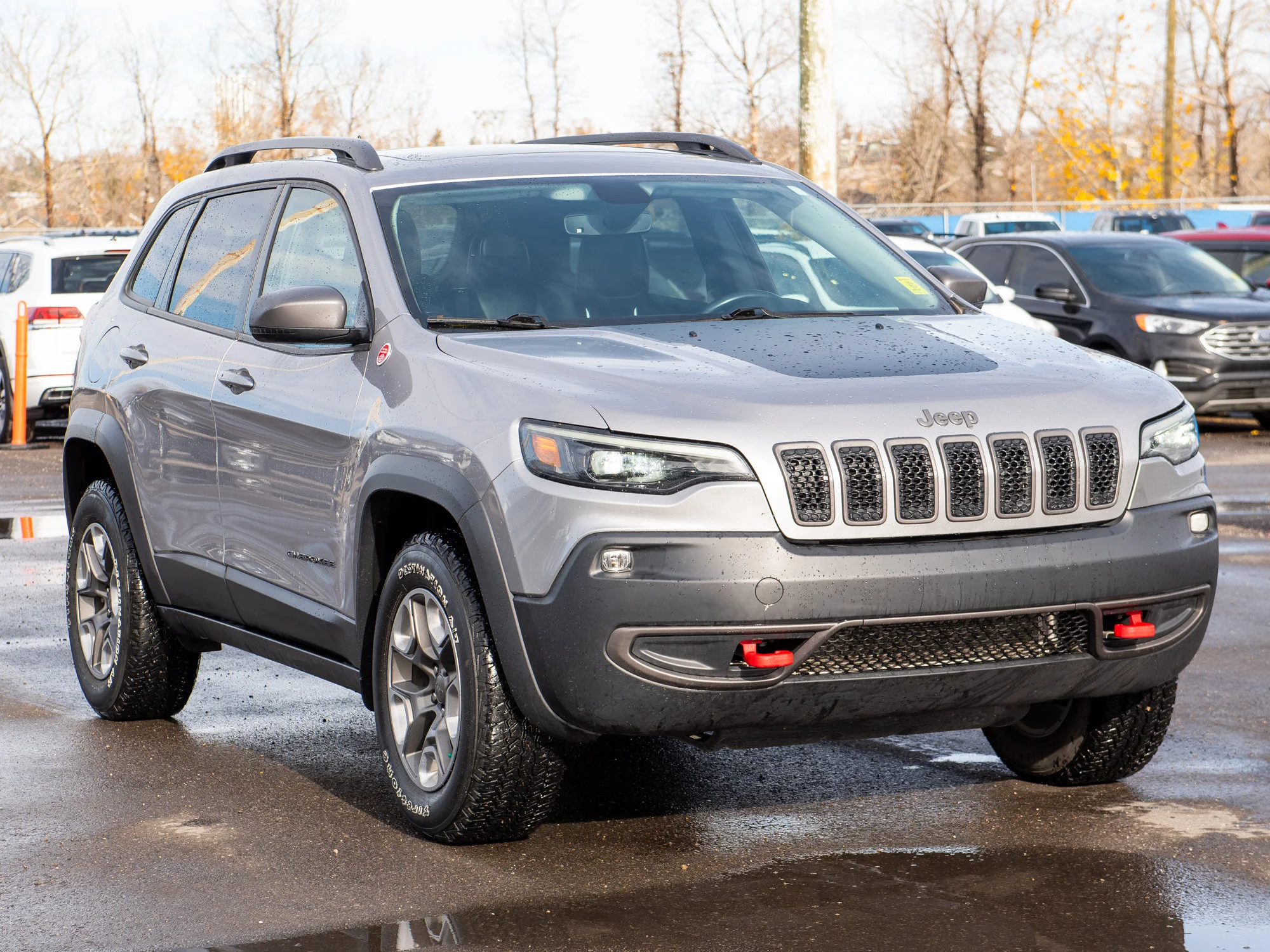 Used 2020 Silver Jeep Trailhawk* 4x4, Panoramic Roof, Trailer Tow Group, Remote Start image 6