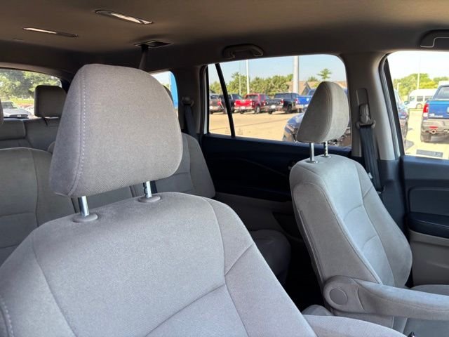 Used 2019 White Diamond Pearl Honda EX image 21