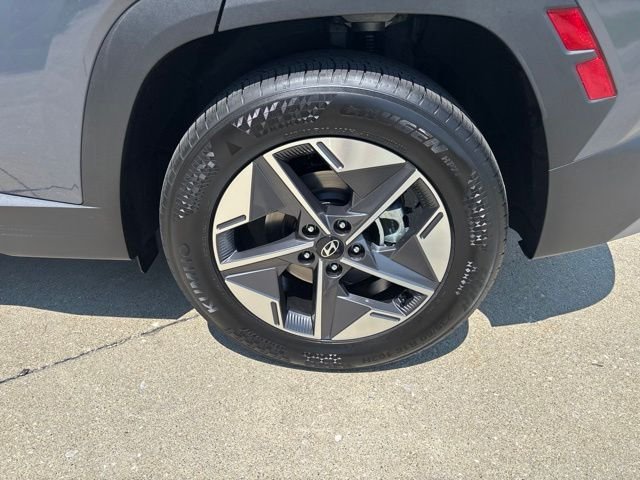 New 2026 Ecotronic Gray Hyundai SEL image 9